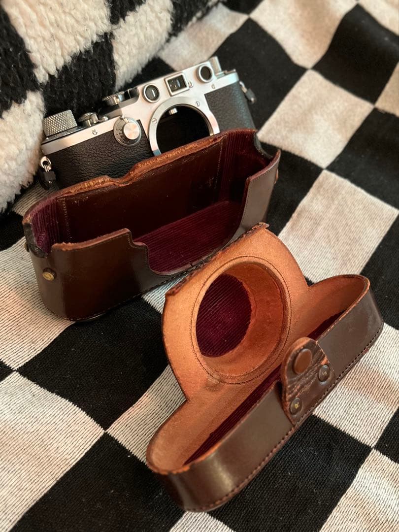 Leica Ⅲc バルナックライカ 革ケース、Fedレンズ付き