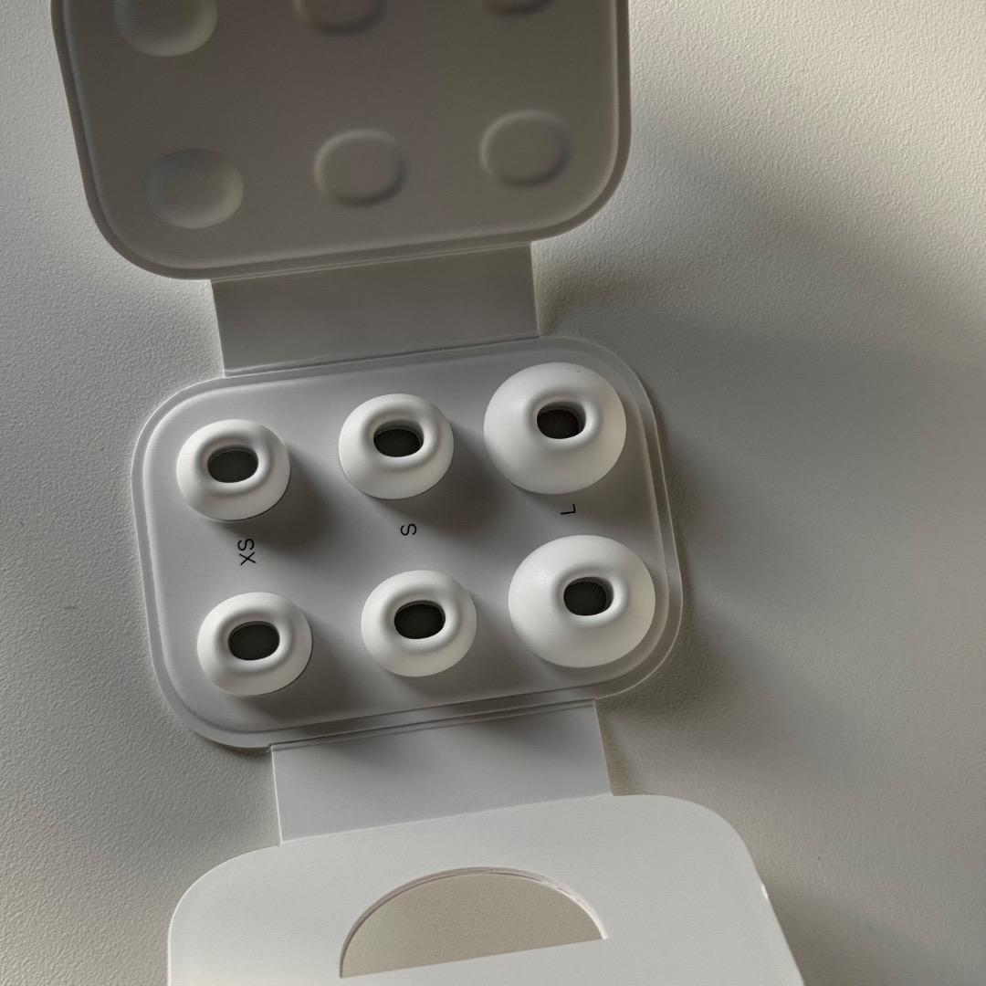 AirPods Pro 2【美品、付属品完備】