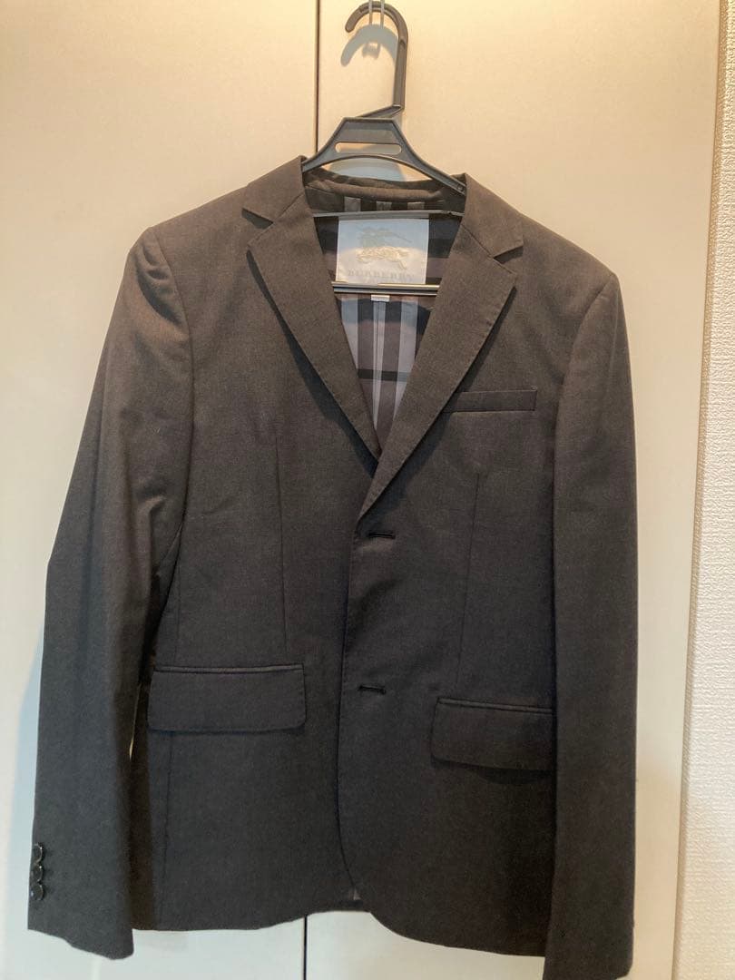 値引き！バーバリー　卒業式　スーツ 164cm