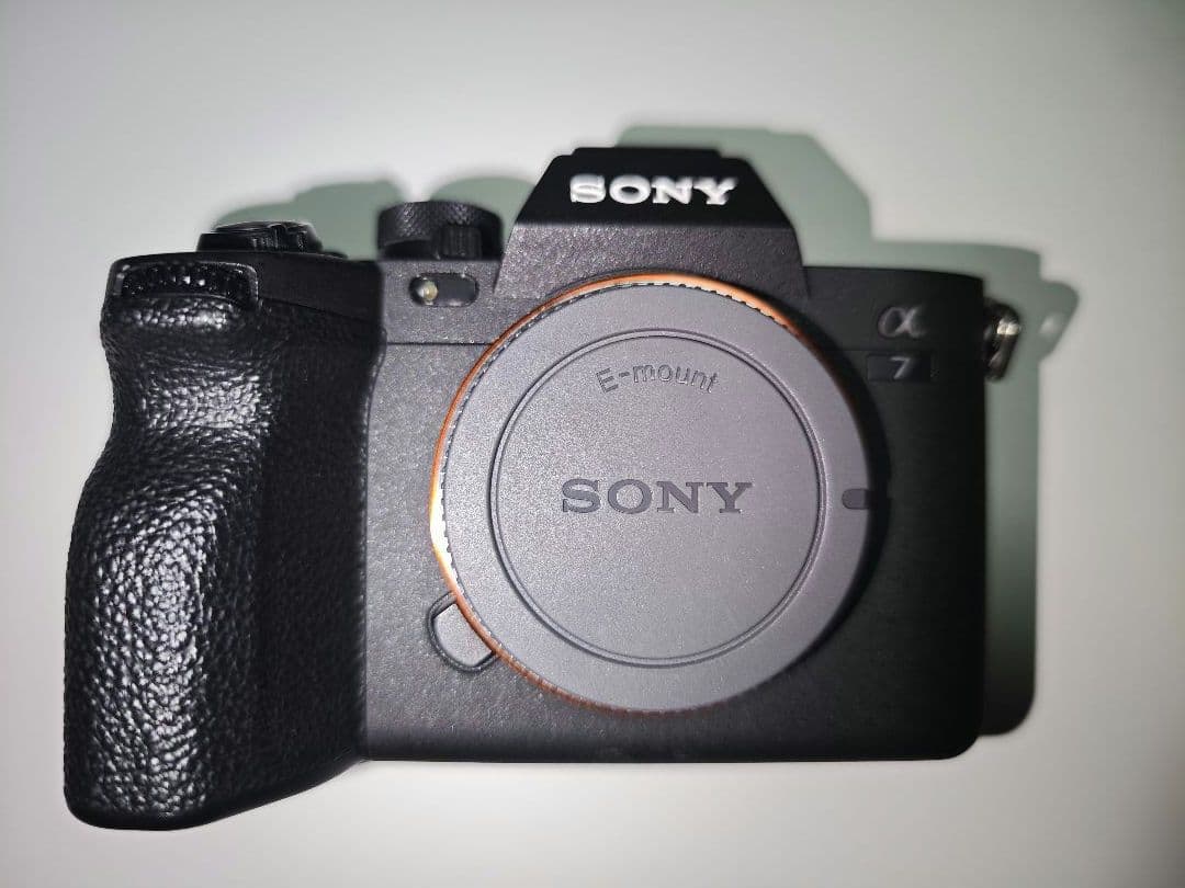 Sony α7 IV ミラーレス一眼 本体と付属品