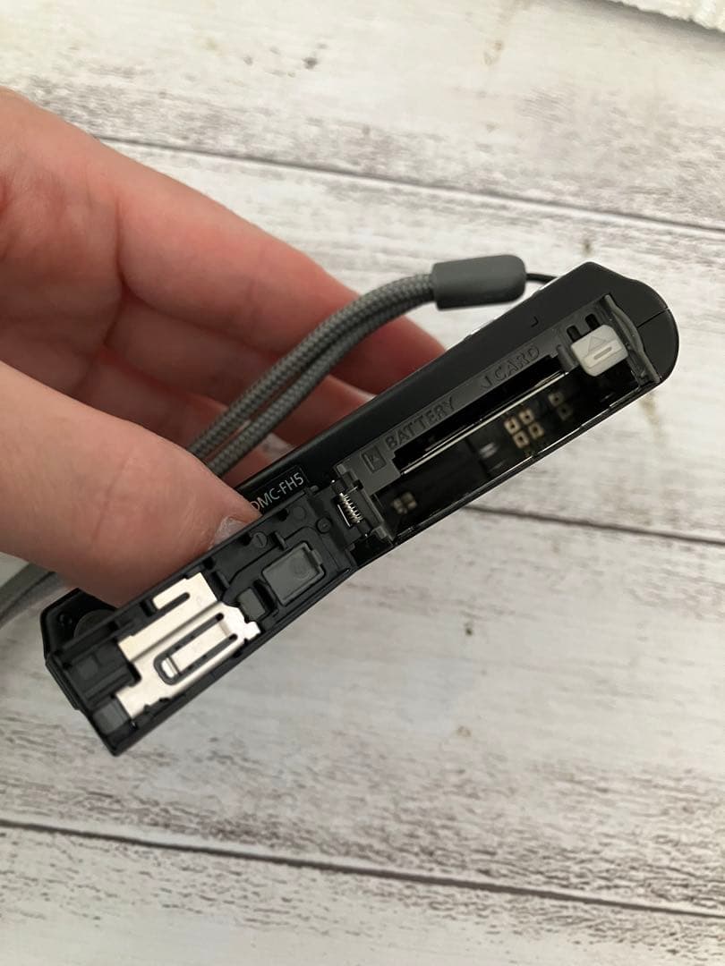 Panasonic DMC-FH5 コンパクトデジタルカメラ