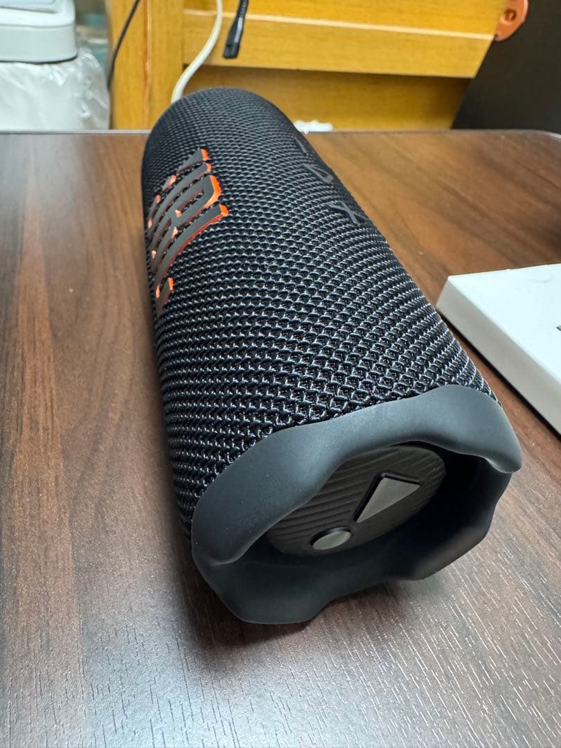 JBL FLIP7 ブラック ワイヤレススピーカー