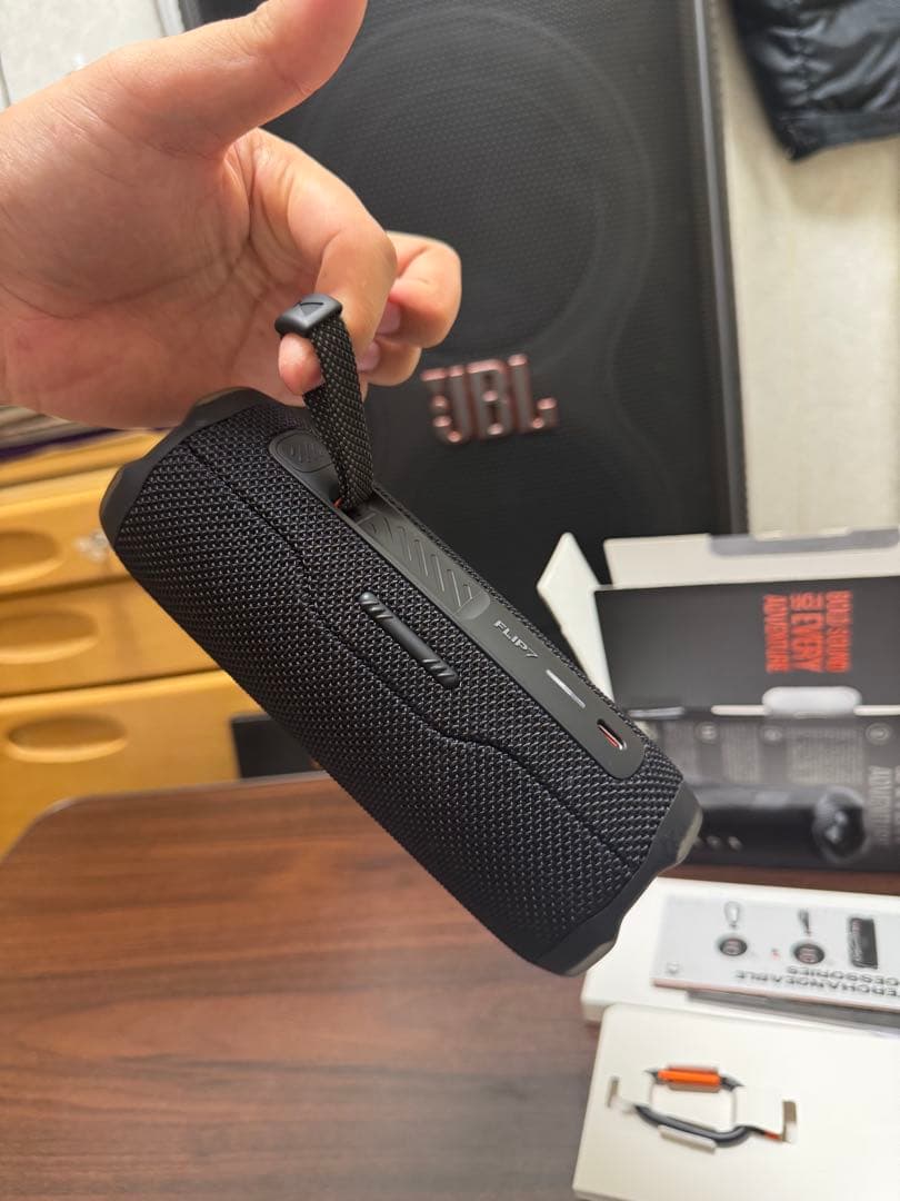 JBL FLIP7 ブラック ワイヤレススピーカー