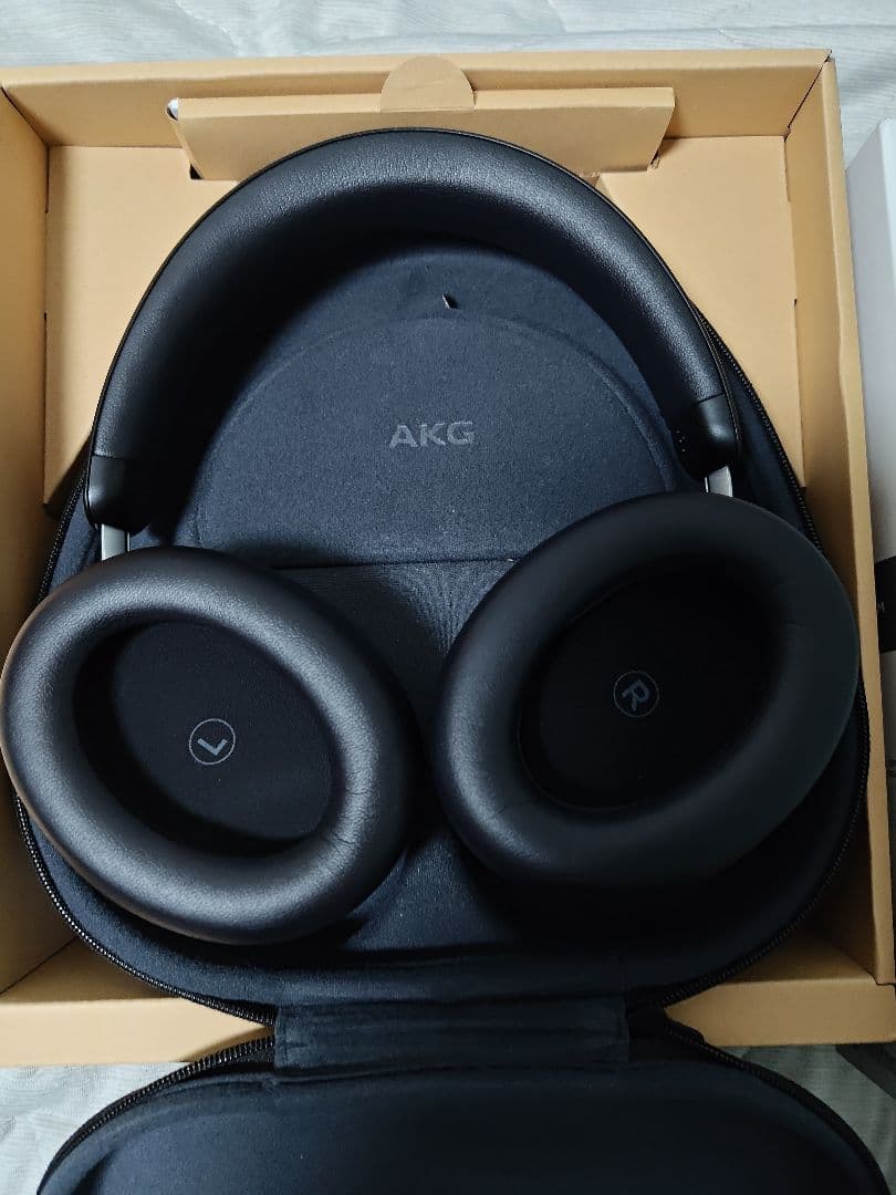 AKG N9 ワイヤレスヘッドホン