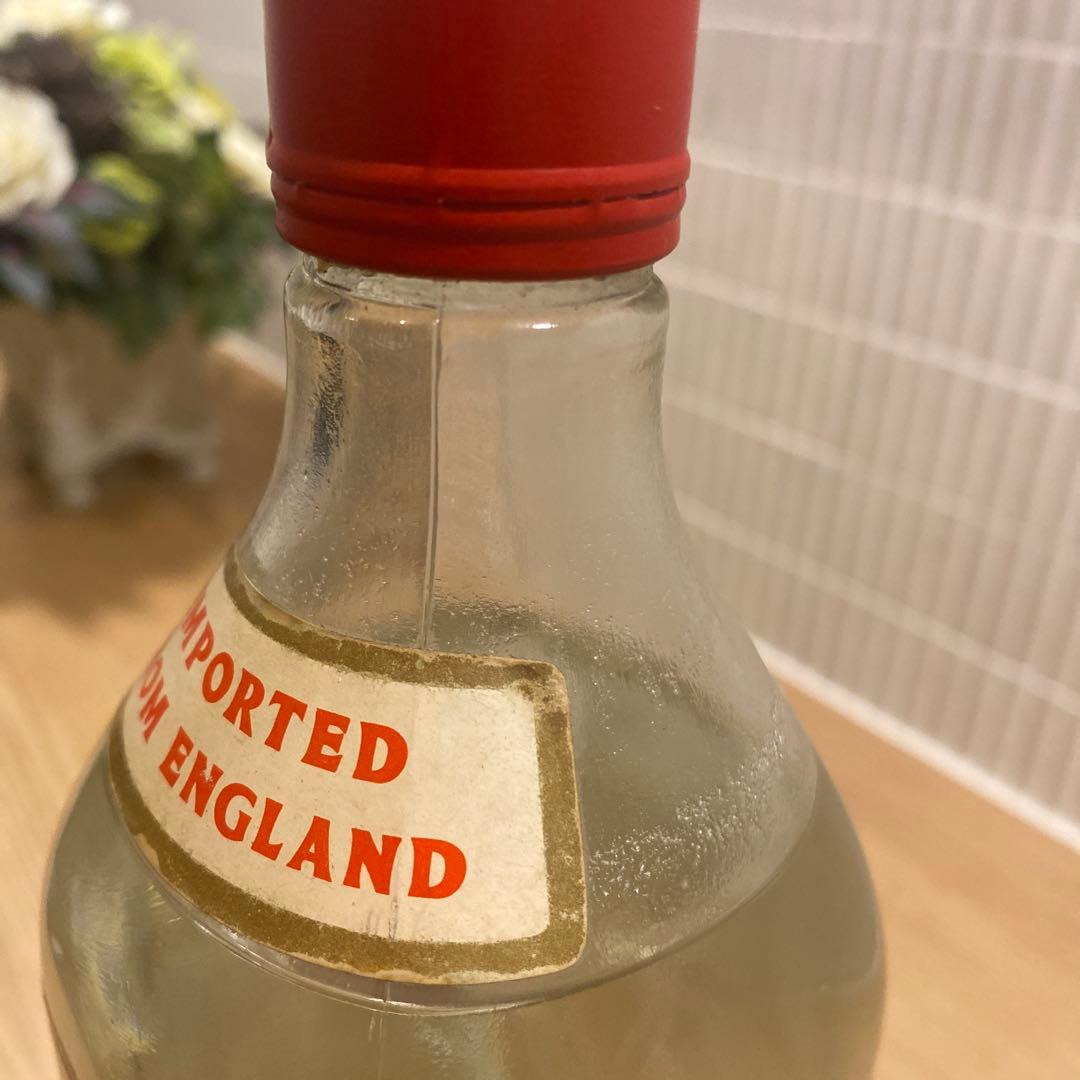 ジン　ビーフィーター　　旧旧ラベル　47度　古酒　ビンテージ　リキュール