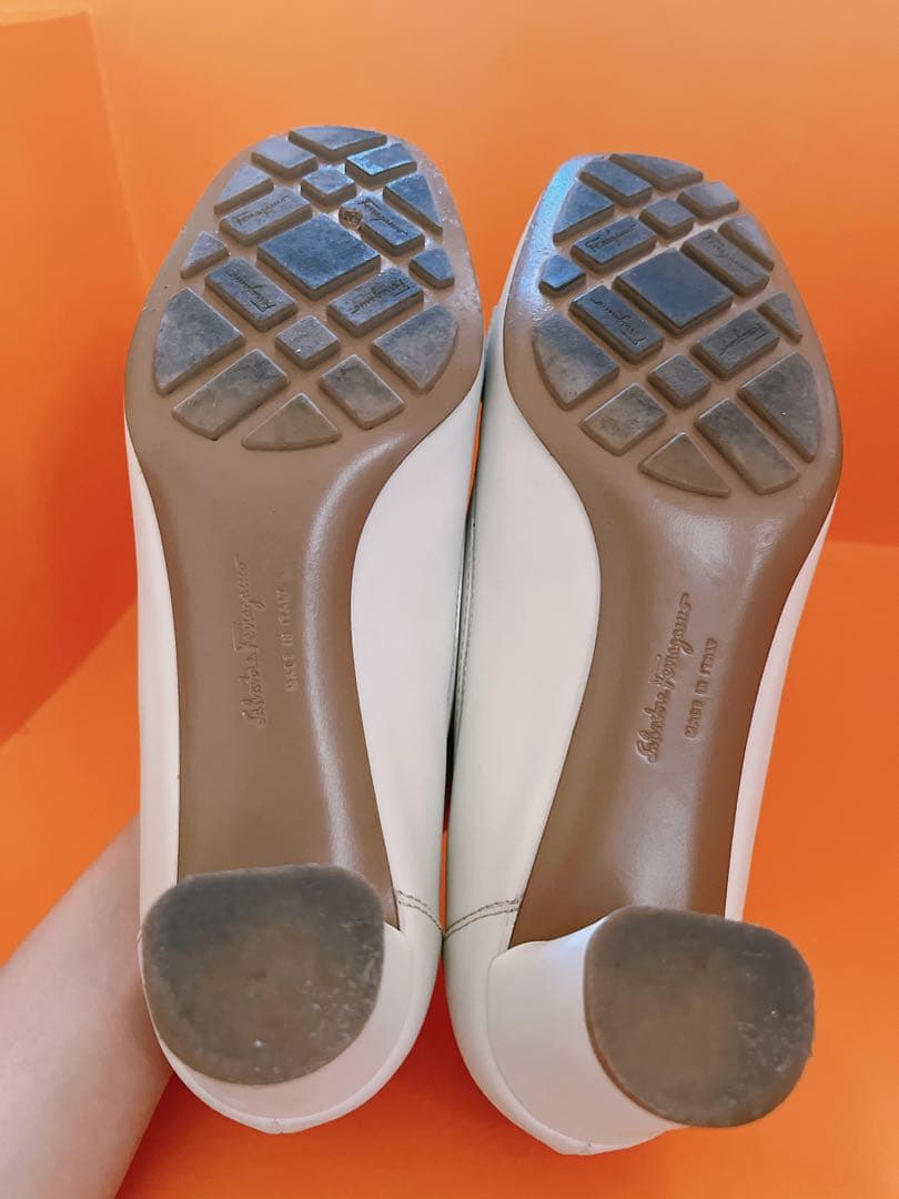 美品 フェラガモ salvatore ferragamo ヒールローファー