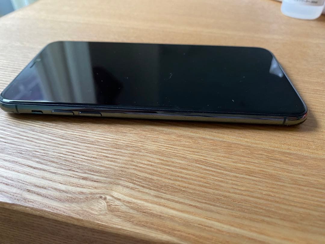 Apple iPhone 11 Pro Max ミッドナイトグリーン