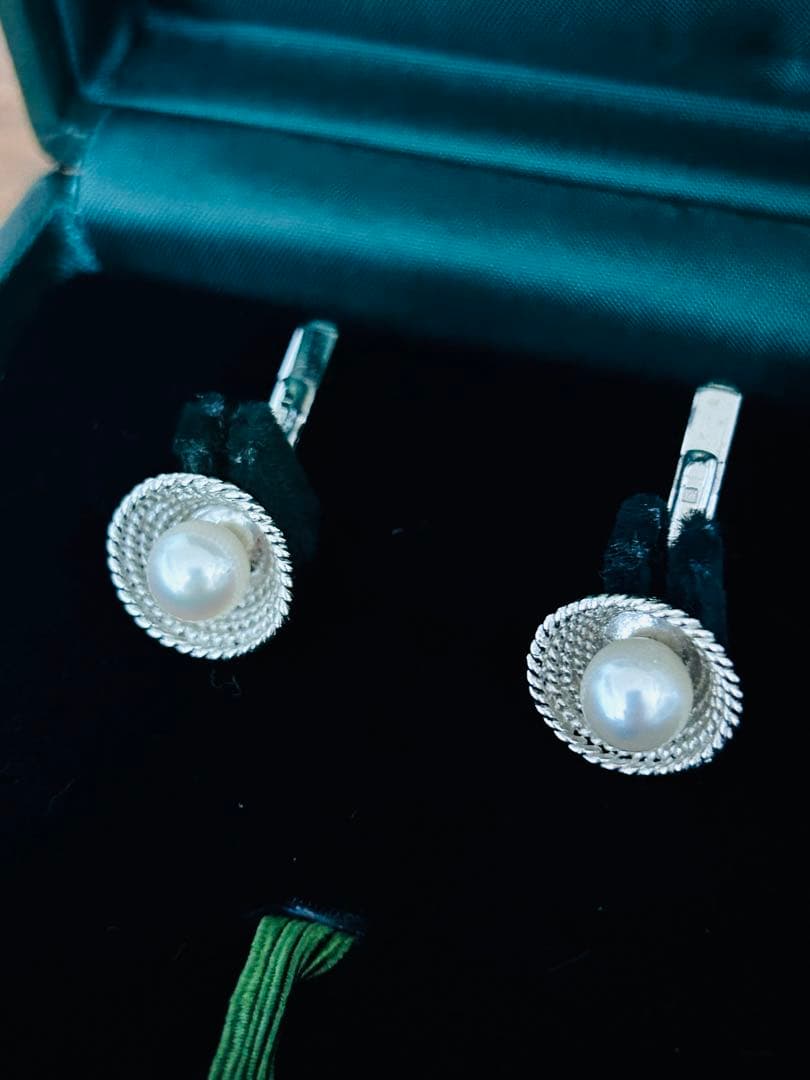 アストンマーティン　パール　カフス