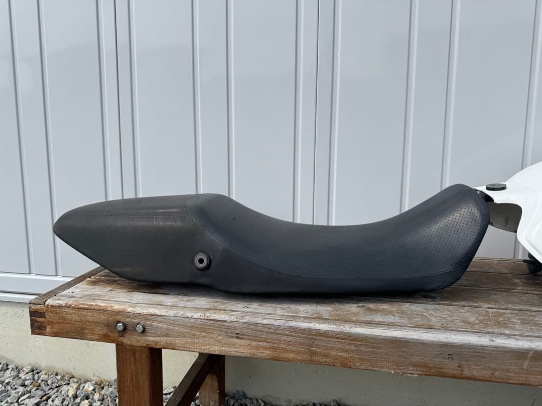 FTR223 ビッグタンク タンク容量 10L 加工済純正シート付き