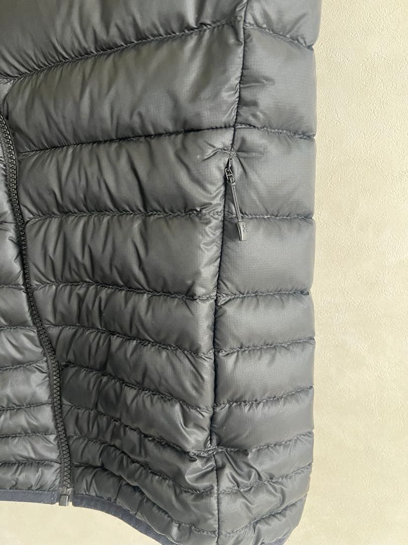 Haglöfs エッセンスダウンベスト