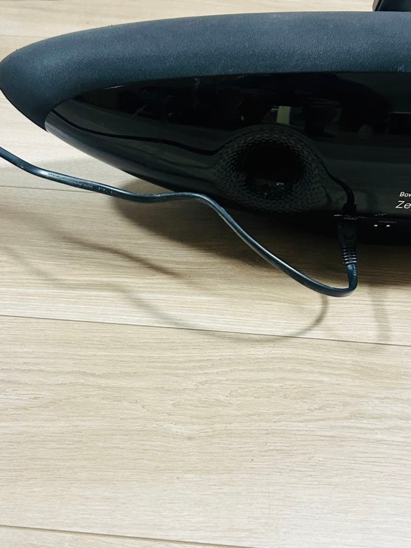 Bowers & Wilkins Zeppelin スピーカー