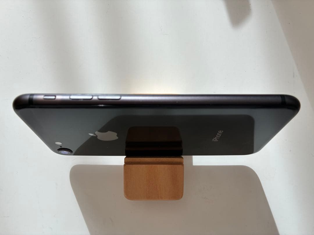 iPhone8 64GB 黒 docomo