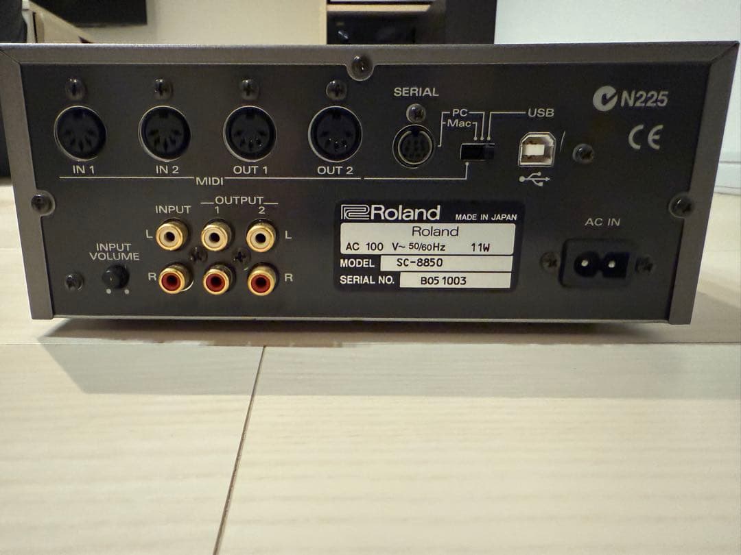 Roland SC-8850 音源モジュール Sound Module
