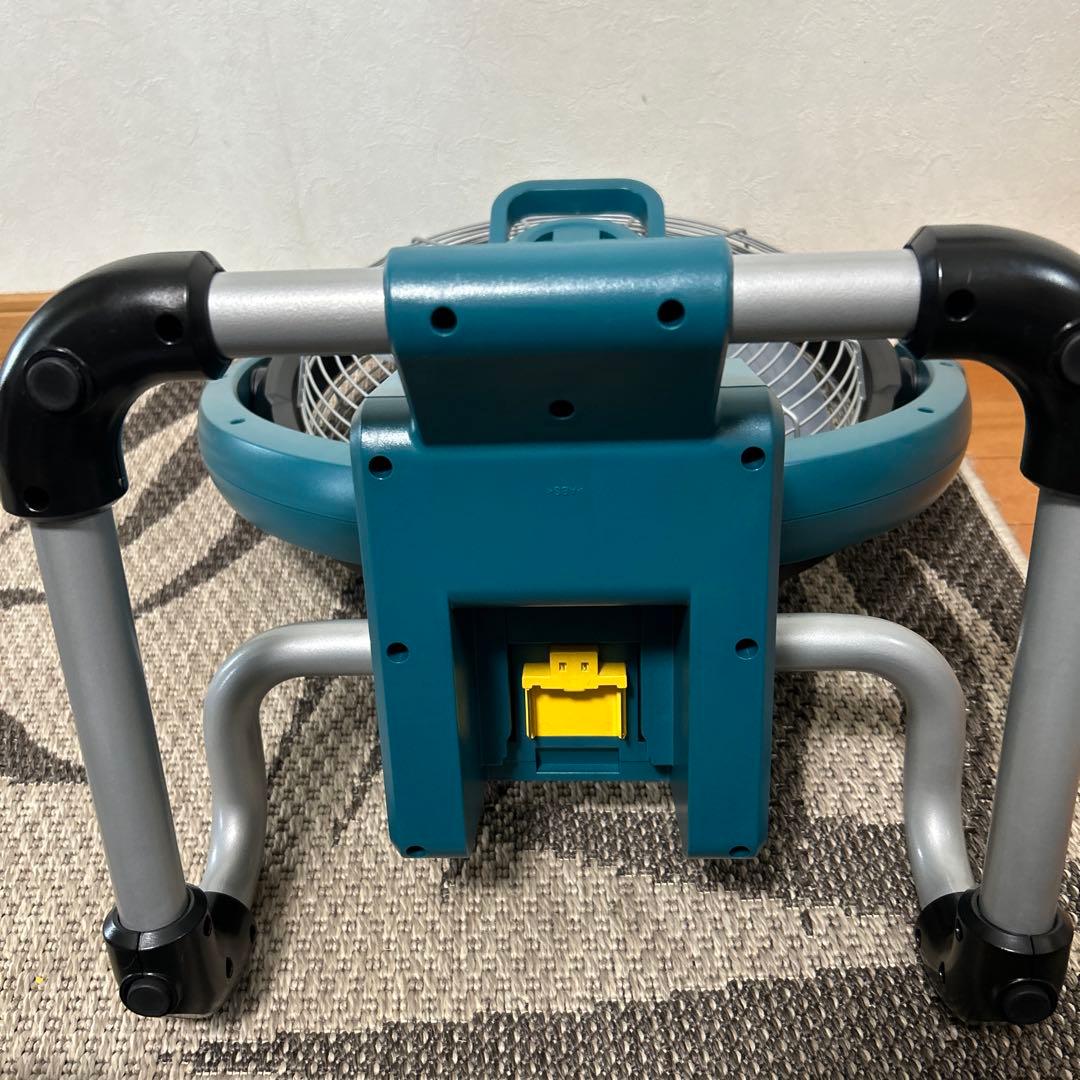 D*P様 Makita CF300D 扇風機本体