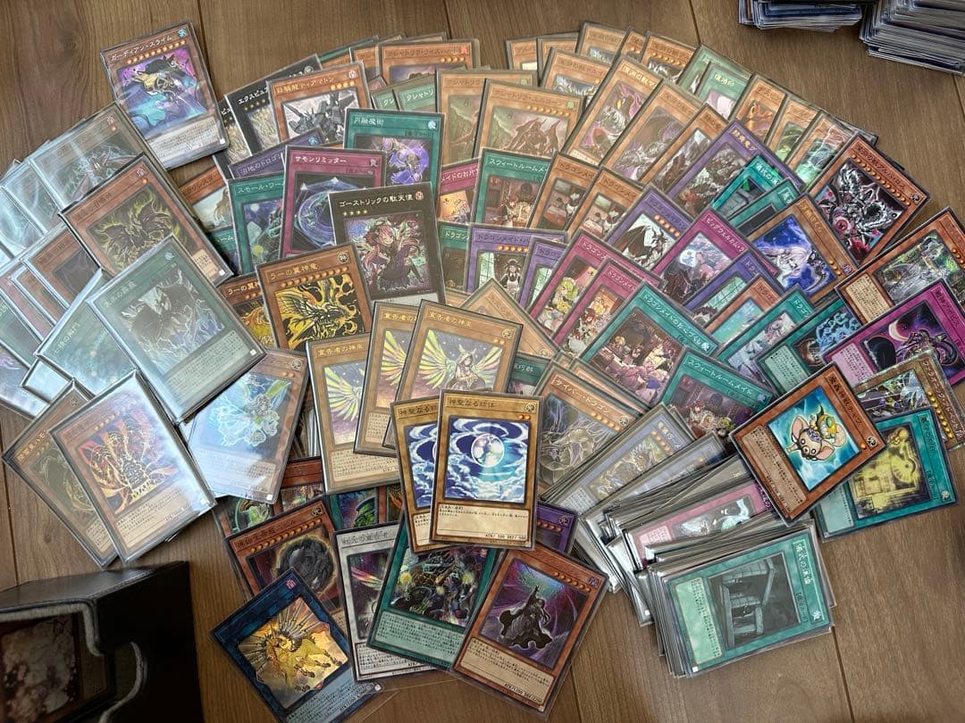 遊戯王OCGカードセットと収納ケース　引退品