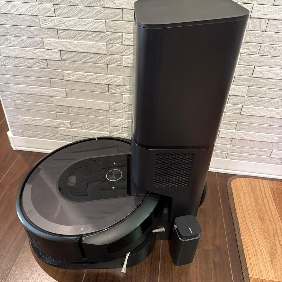 i robot Roomba i7 自動ゴミ排出機能付き