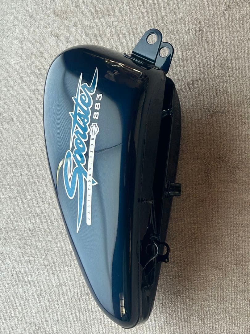 美品　ハーレーダビッドソン スポーツスターXL883 純正タンク　リジスポ用