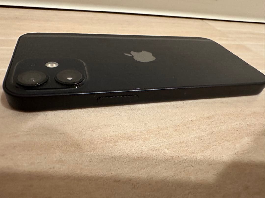 【超美品】iPhone 12 mini 64GB SIMフリー ブラック