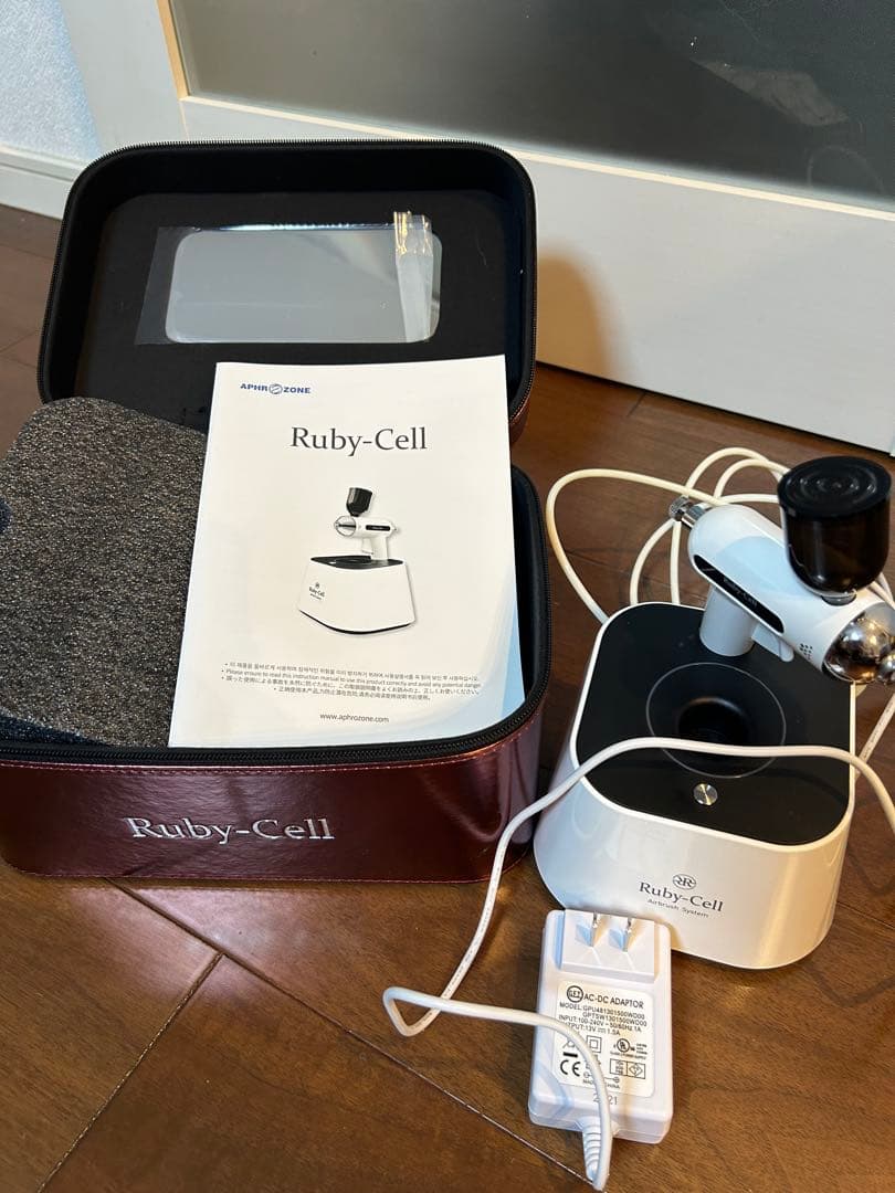 Ruby-Cell エアブラシ式美容器　ルビーセル