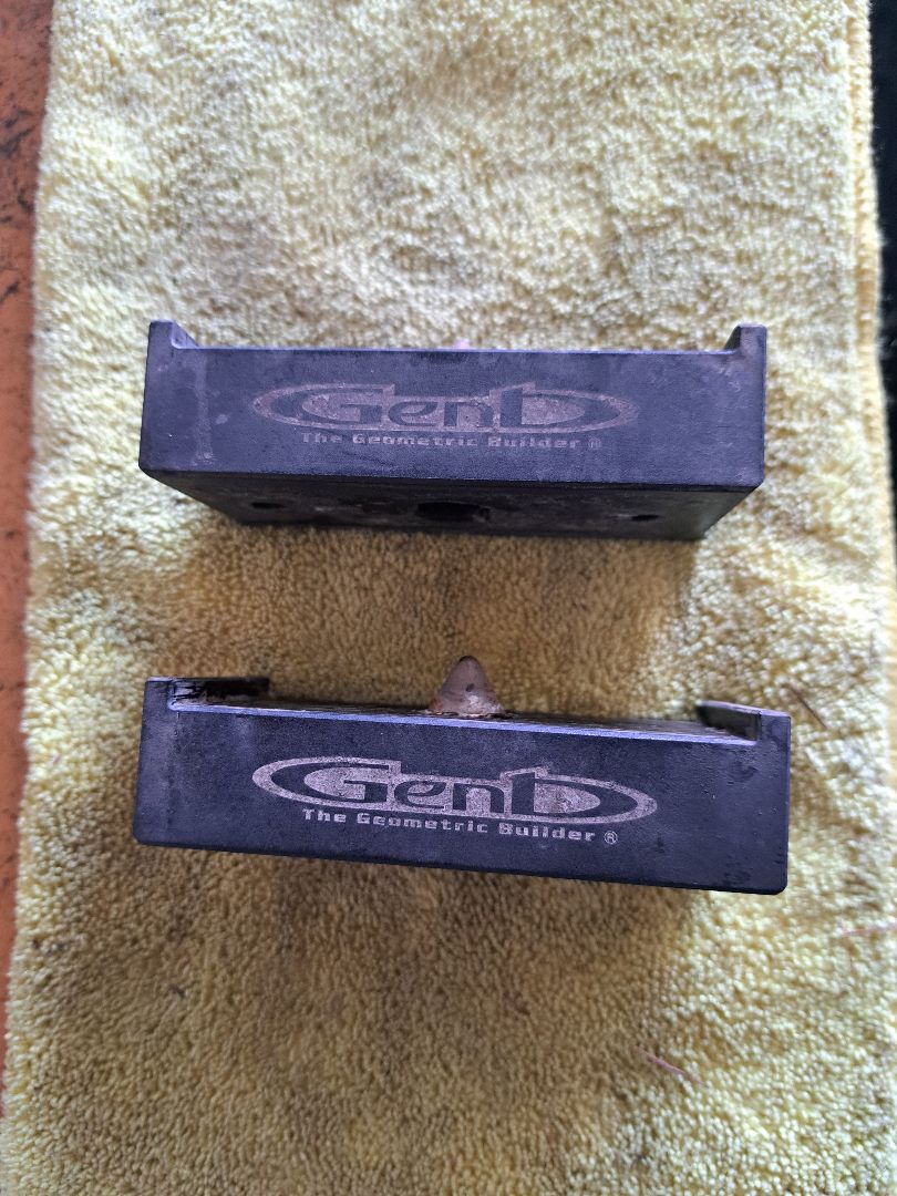 ウーブ ハイエース 200系 玄武1インチローダウン