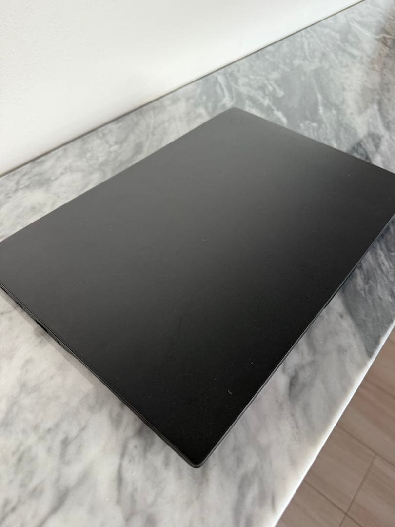 FMV LIFEBOOK U90J3B 黒 箱無し　アダプター有り