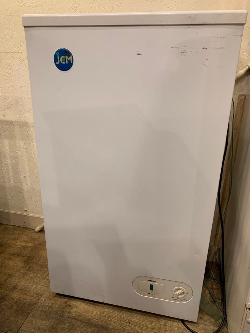 使い易い縦型JCM冷凍ストッカー　満足容量41L