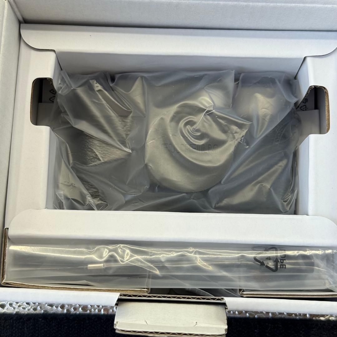 G*n様 新品未使用品　FUJIFILM X half X-HF1 チャコールシ