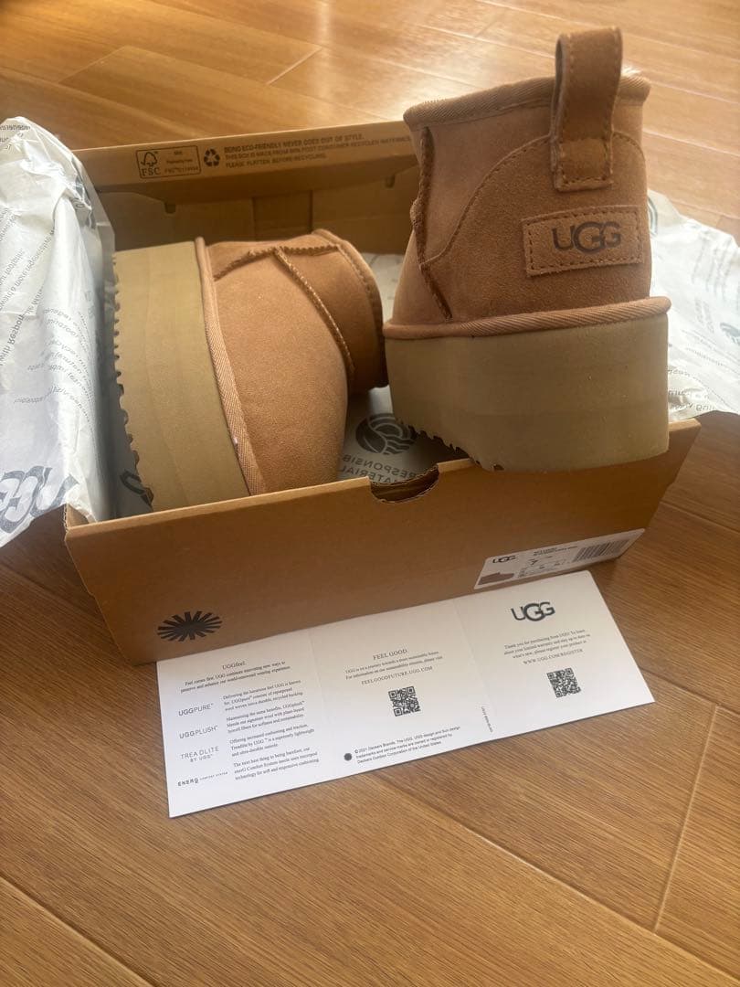 【新品】UGG クラシック ウルトラ ミニ プラットフォーム ムートン 24cm