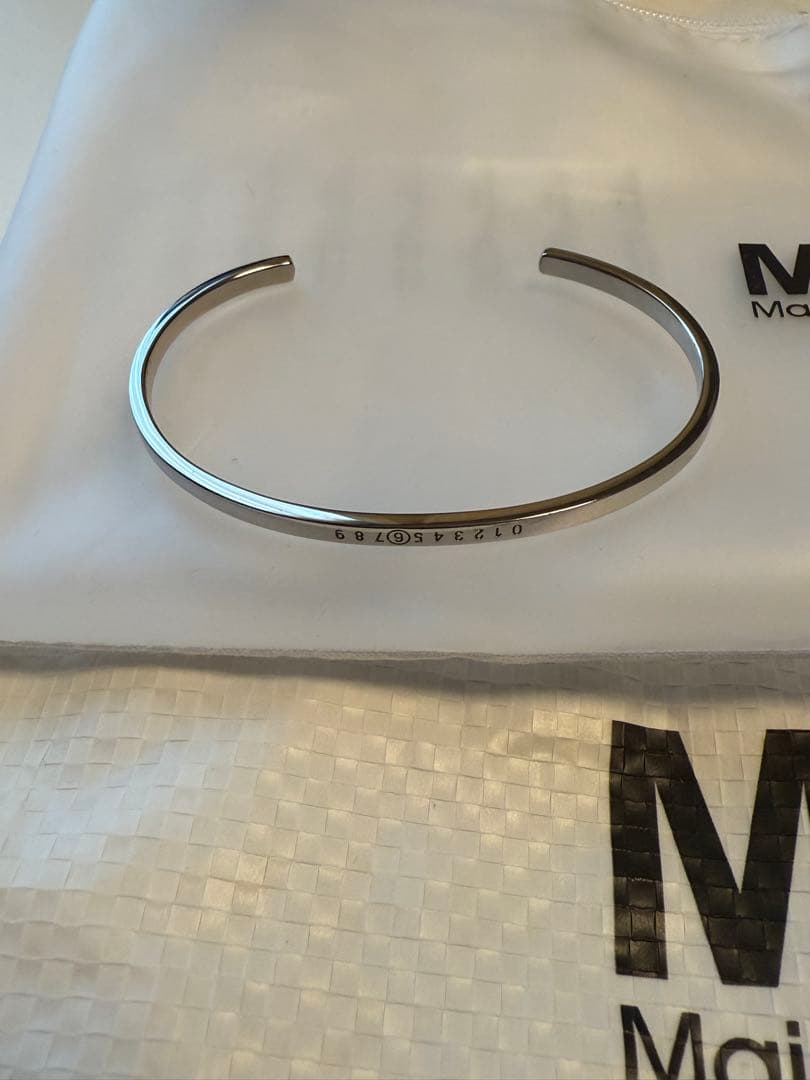値下げ中【MM6】バングル　SM7UY0054 シルバー　02