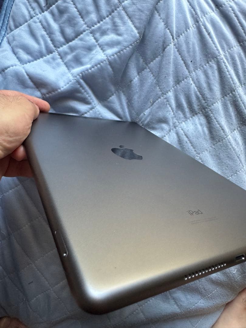 iPod 第８世代　128 GB