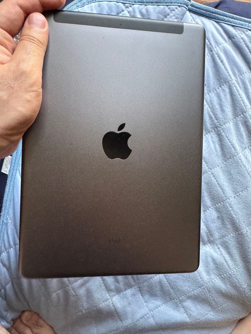 iPod 第８世代　128 GB