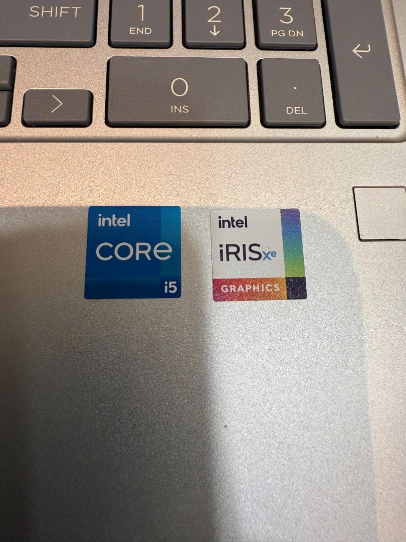 HP 15-fd ノートパソコン インテル第13世代 1334U 中古品