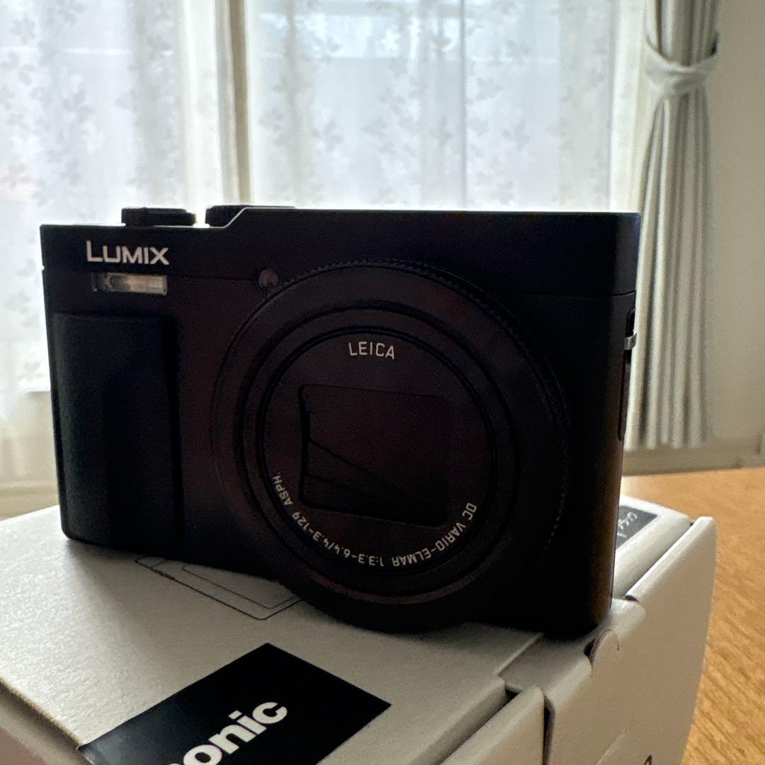 美品　Panasonic LUMIX TZ99 コンパクトデジタルカメラ