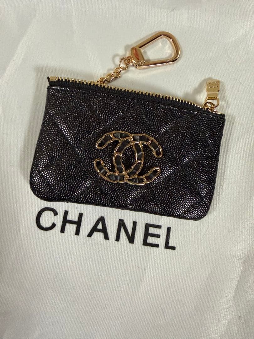 シャネルノベルティ　ケース　小銭入れ