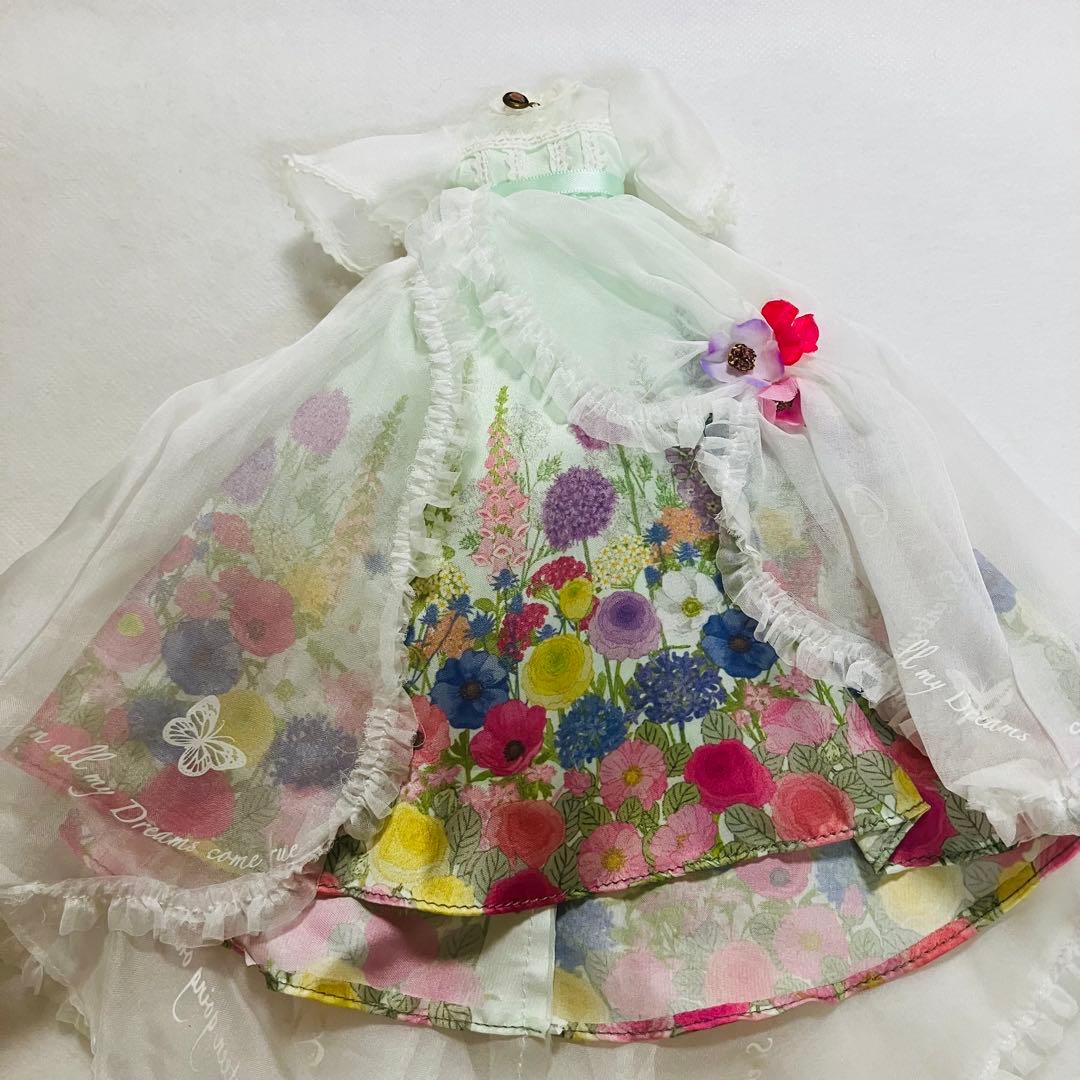 ブライスアウトフィット① ガーデンオブジョイ