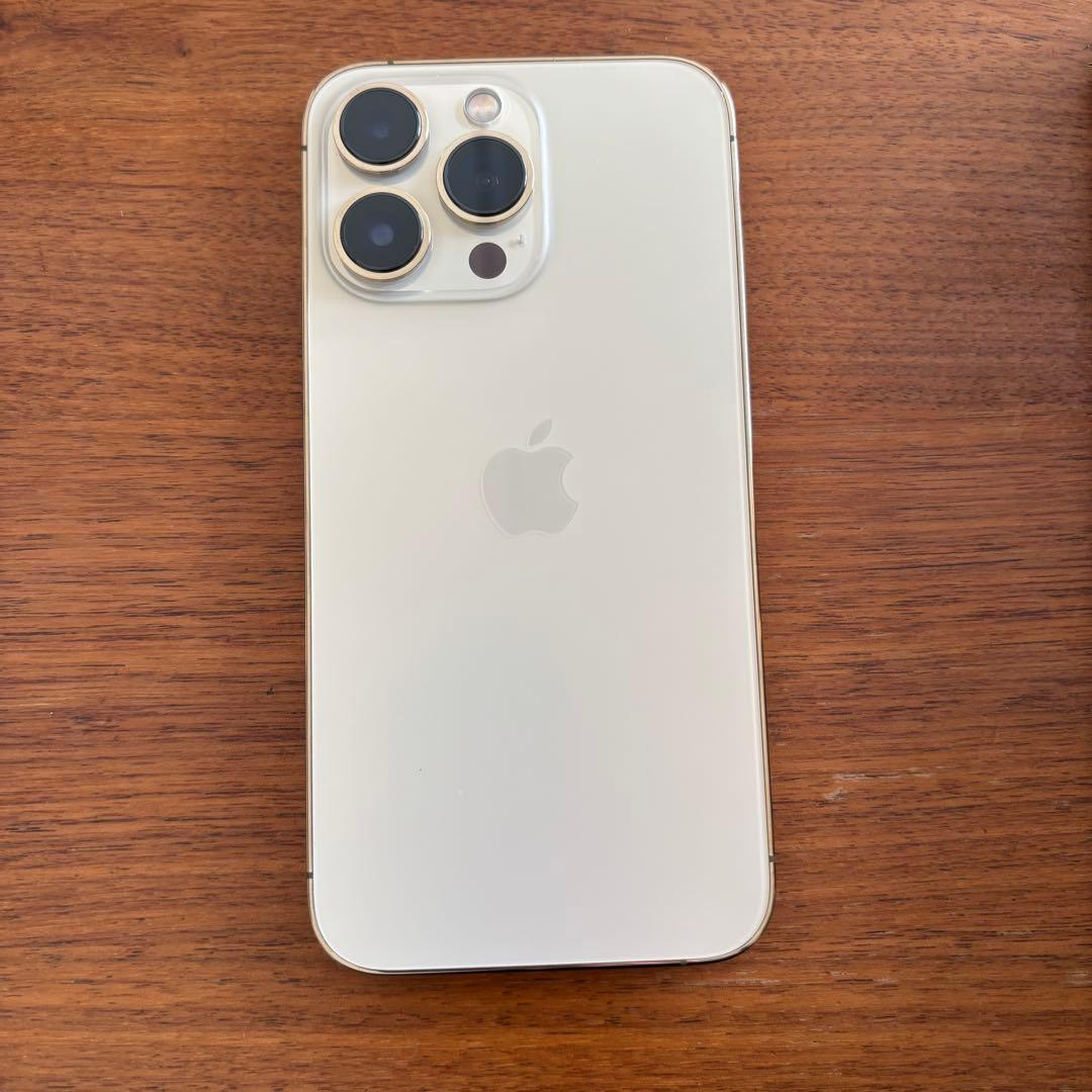 美品　iPhone13 Proゴールド　256GB