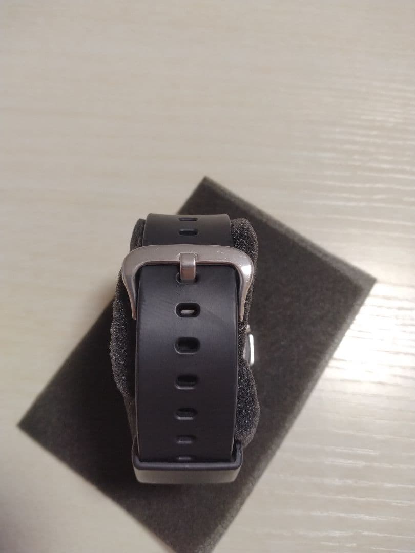 【美品】G-SHOCK　デジタル　シルバー　GM-5600