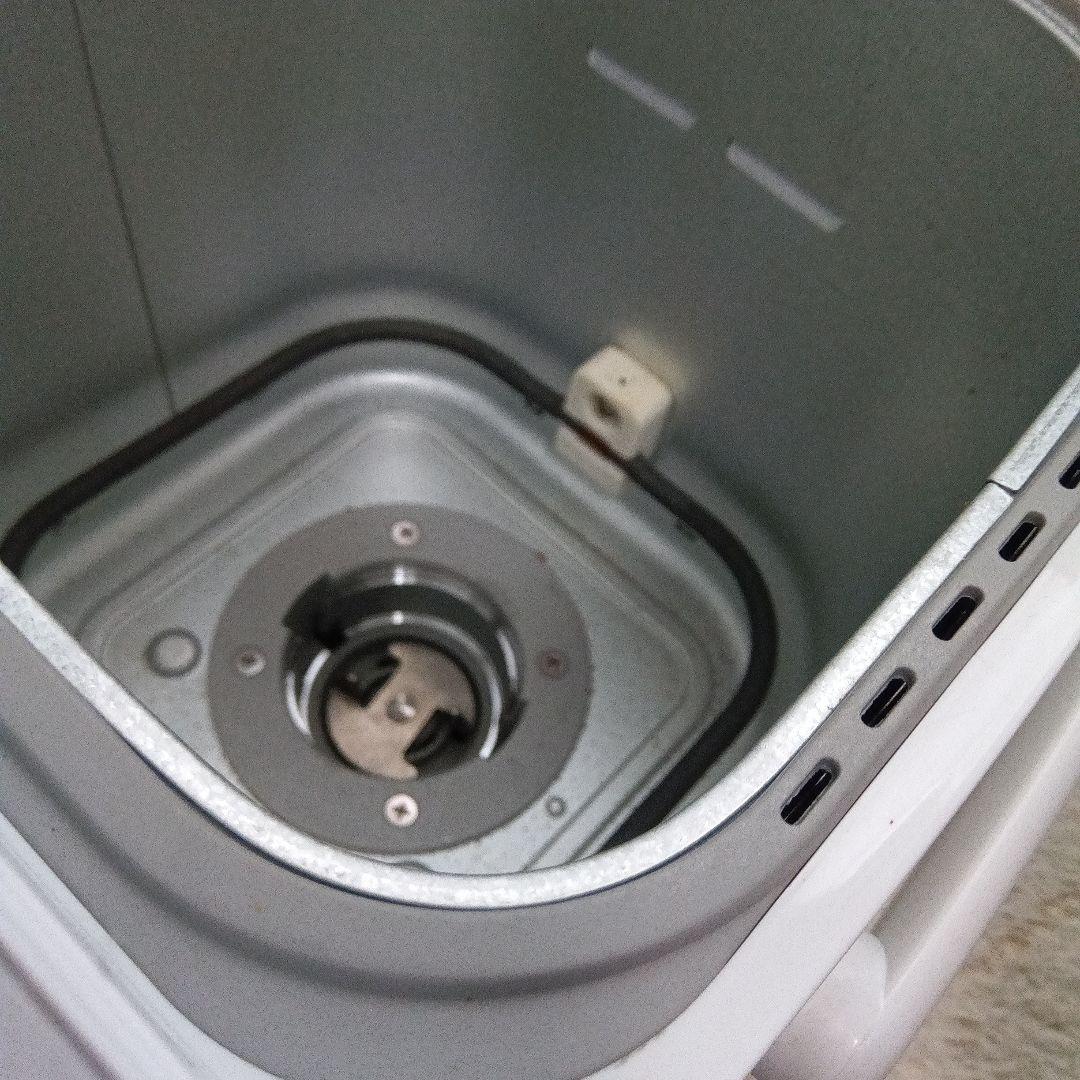 週末価格【2024年製】パナソニック　パン焼き器　SD-MT4 ホワイト