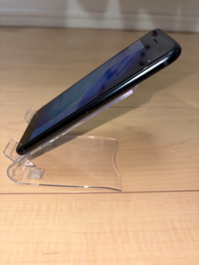 備品 iPhone SE 第3世代 64GB SIMフリー 黒