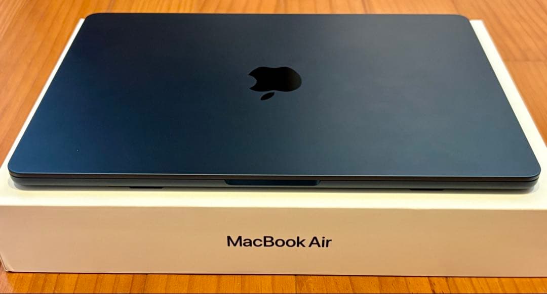 MacBook Air M2 8GB 256GB ミッドナイト BT100%