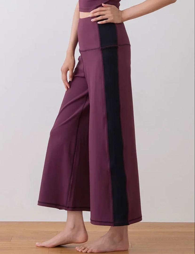 【SUKALA 】ヨガウェアセット Mタンクトップとワイドパンツ