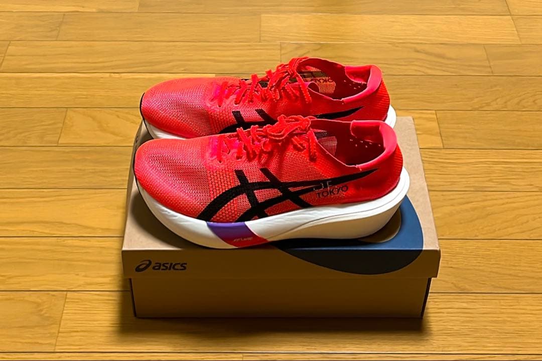 美品 アシックス メタスピードエッジ TOKYO 26.5