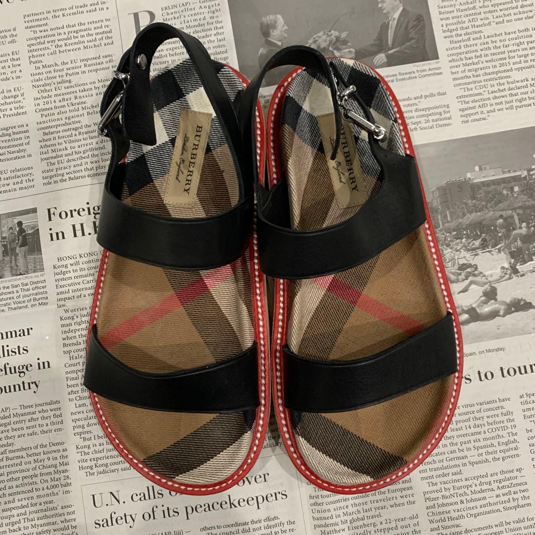 サンダル BURBERRY