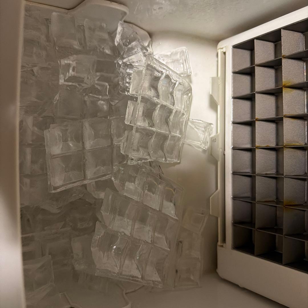 ROOMMATE 自家製クリスタルアイスメーカー　製氷機