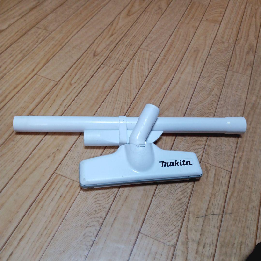 マキタ18V充電式クリーナ　CL180FD 純正バッテリーと純正充電器付