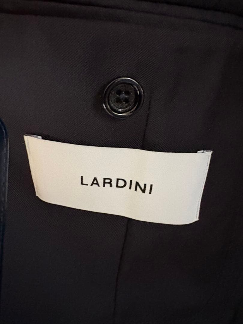 【美品】LARDINI ラルディーニ スーツ 46 ネイビー