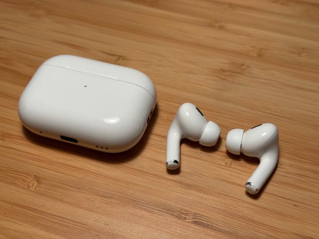 Apple AirPods pro2 USB-C本体 + 充電ケース