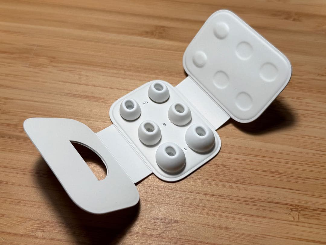 Apple AirPods pro2 USB-C本体 + 充電ケース