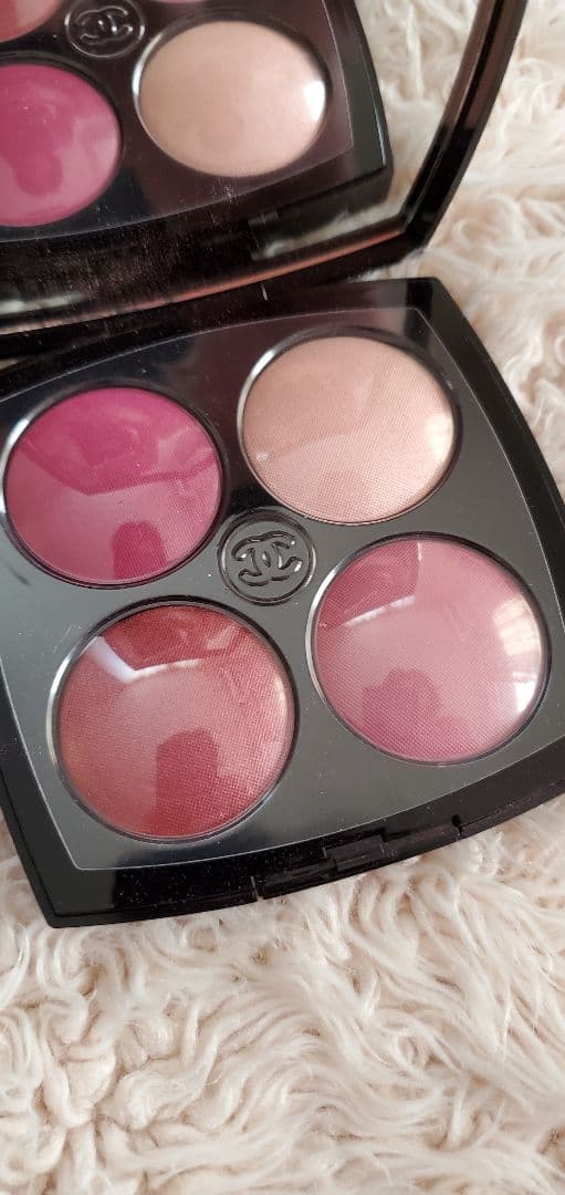 シャネル ルージュ ヌワール コンフィダンス アイチークカラーパレット