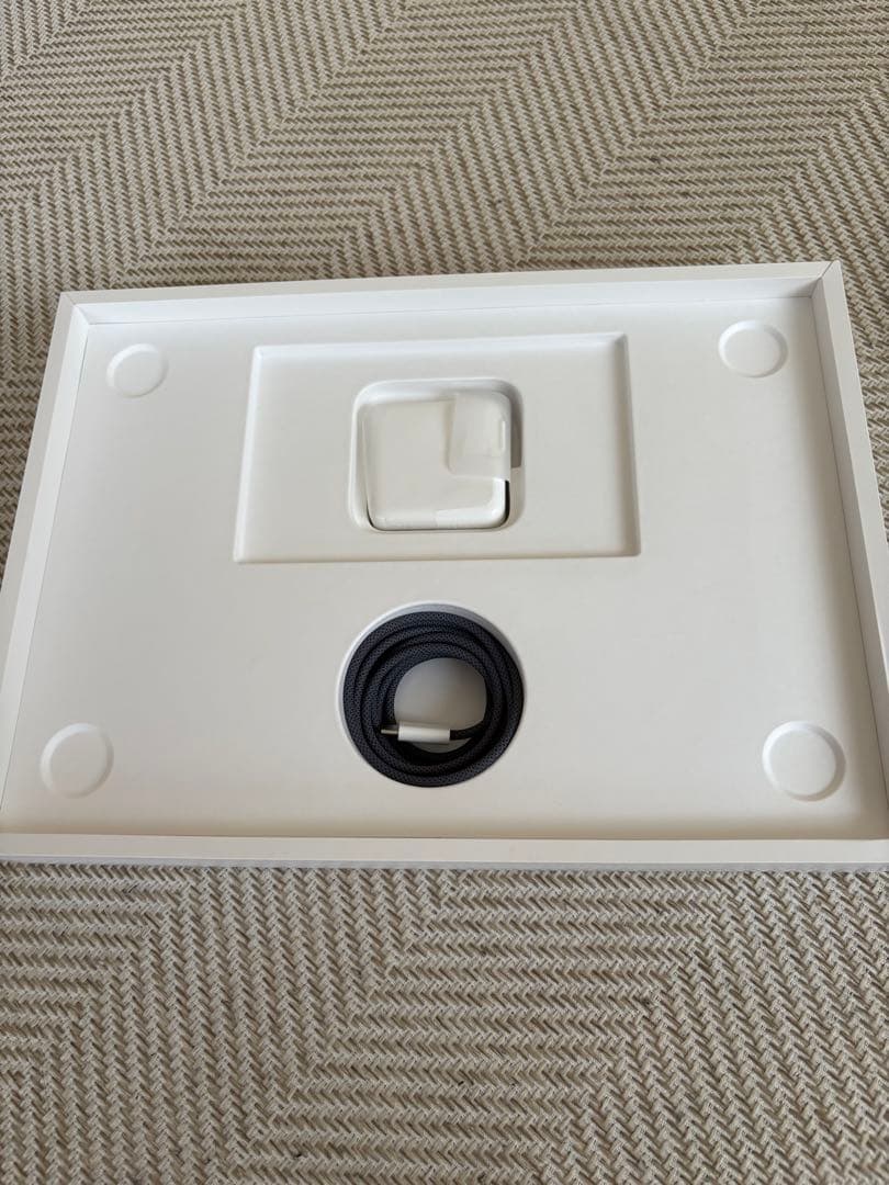 Apple MacBook air m3 ミッドナイト　13インチ